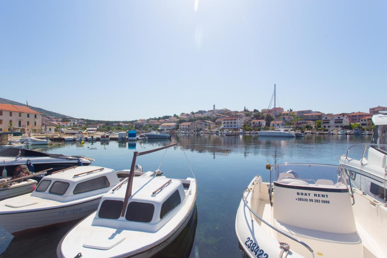 Apartmani Stanic Seget Vranjica Bagian luar foto