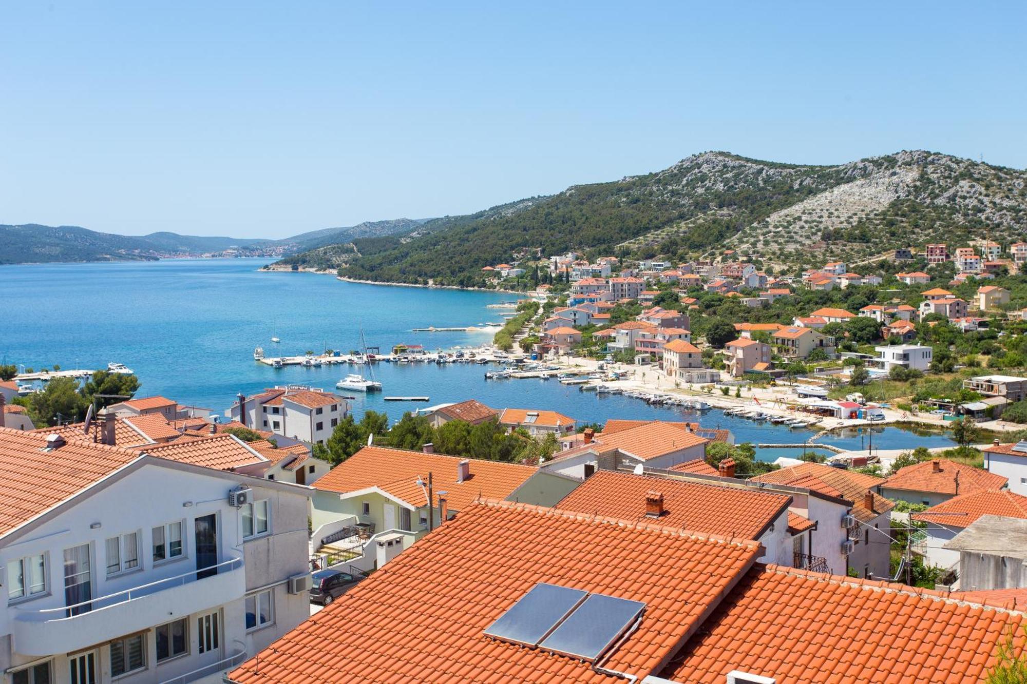 Apartmani Stanic Seget Vranjica Bagian luar foto